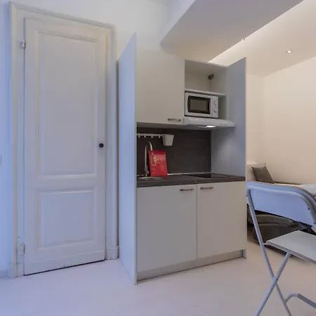 L'angolo Di Piazza Castello By Wonderful Italy