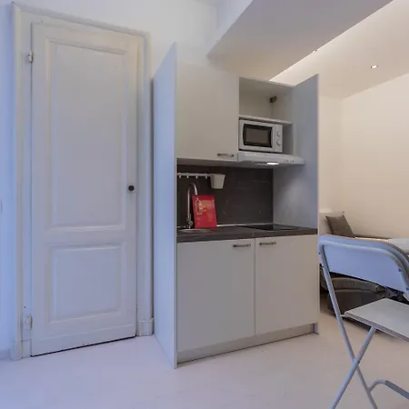 L'angolo Di Piazza Castello By Wonderful Italy *