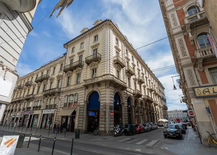 Apartment L'angolo Di Piazza Castello By Wonderful Italy