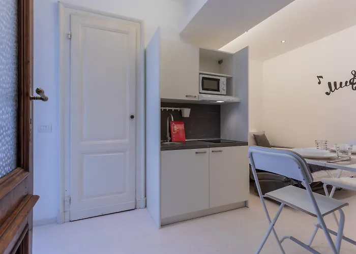 L'angolo Di Piazza Castello By Wonderful Italy *