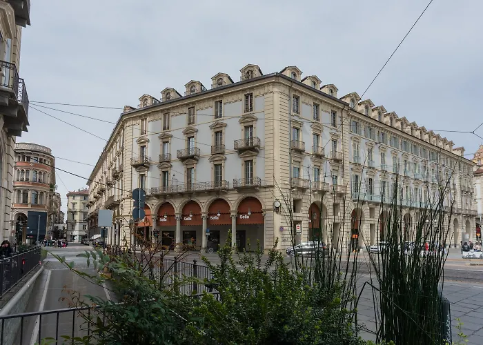 L'angolo Di Piazza Castello By Wonderful Italy Turin