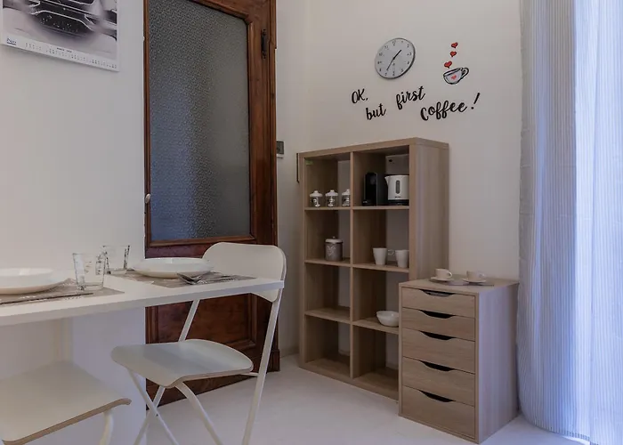 L'angolo Di Piazza Castello By Wonderful Italy * Turin