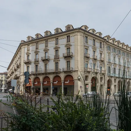 L'angolo Di Piazza Castello By Wonderful Italy Turin